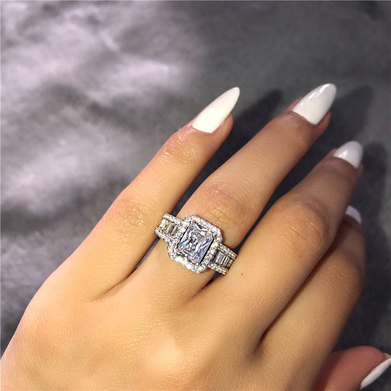 fine jewelry necklaces 