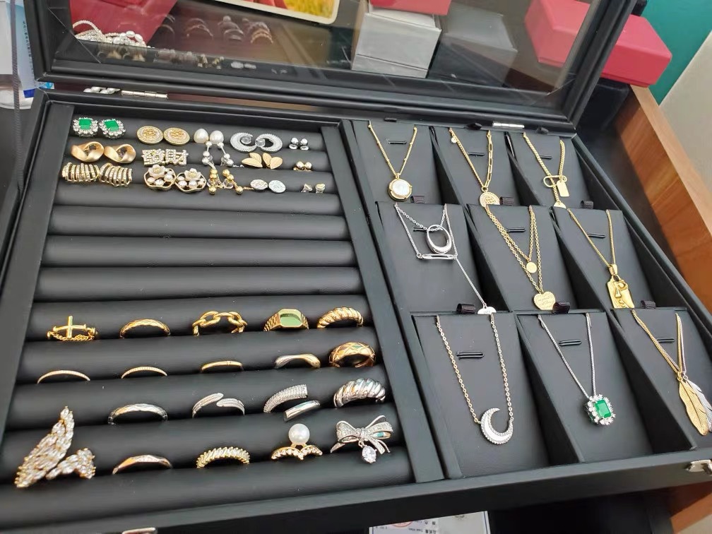 jewelry making for kids 