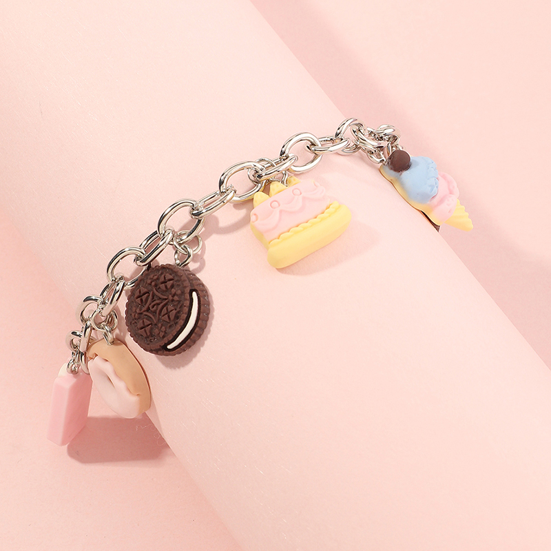 what is fashion jewelry 